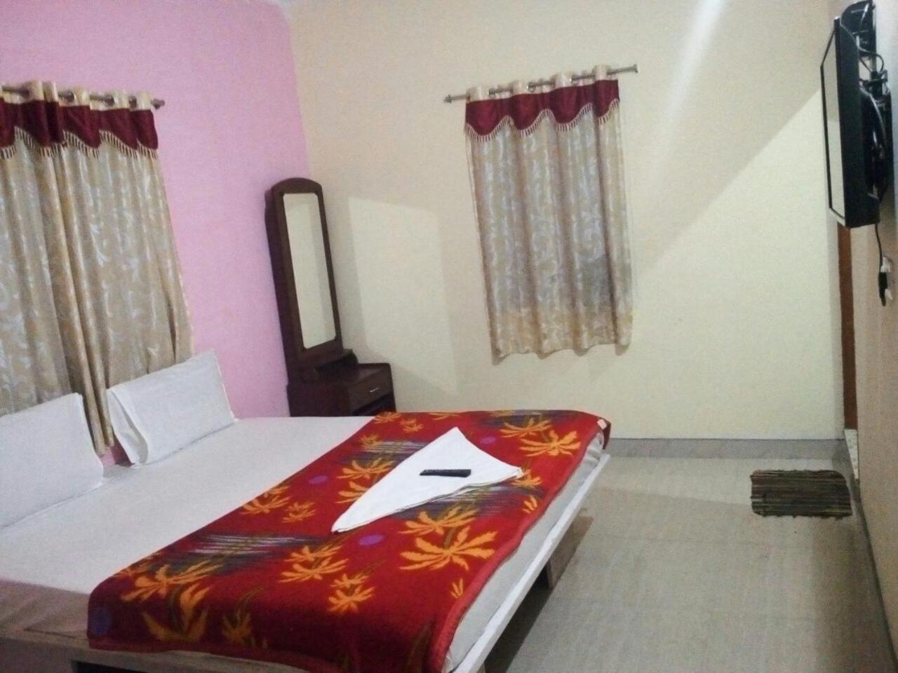 Sri Thanga Harish Cottage เยอร์โคด ภายนอก รูปภาพ